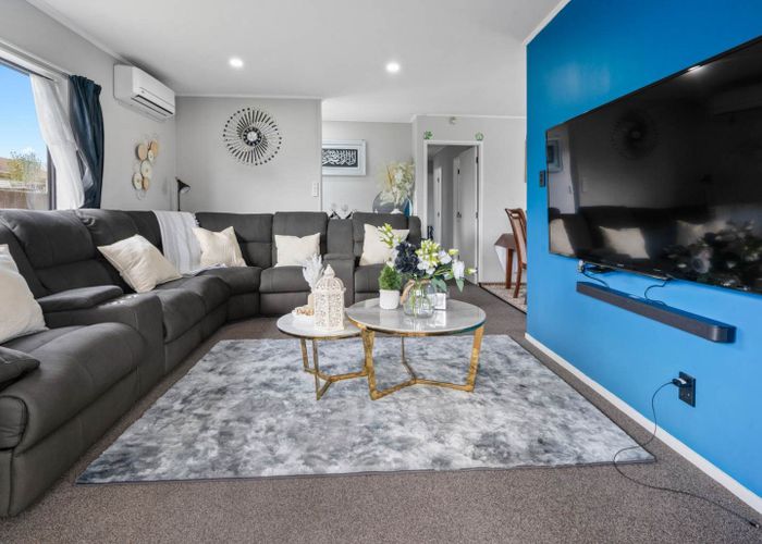  at 1/11 Blackgate Place, Weymouth, Manukau City, Auckland