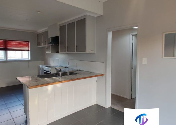  at 121 Kindergarten Drive, Conifer Grove, Papakura, Auckland