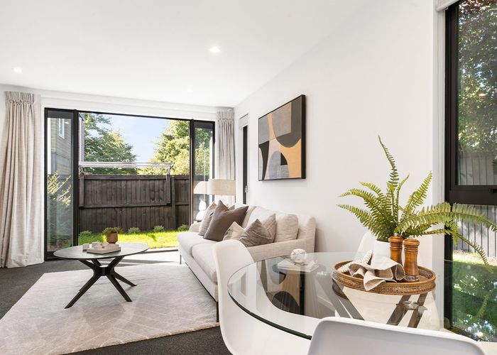  at 15 Burnett Avenue, Mount Roskill, Auckland City, Auckland