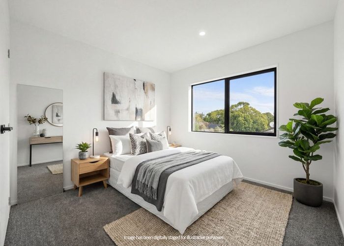  at Lot 1/4 Kyeemagh Street, Botany Downs, Manukau City, Auckland