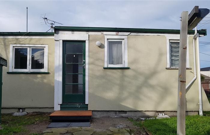  at 8 Rawhiti Avenue, New Brighton, Christchurch