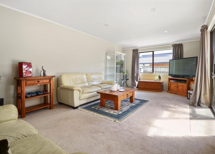 at 2A/1 BASILTON CLose, Bucklands Beach, Auckland
