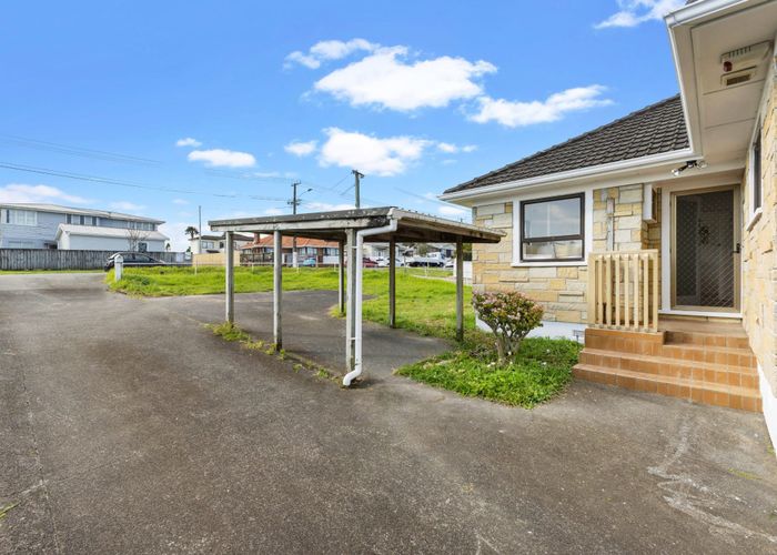 at 1/359 Richardson Road, Mount Roskill, Auckland