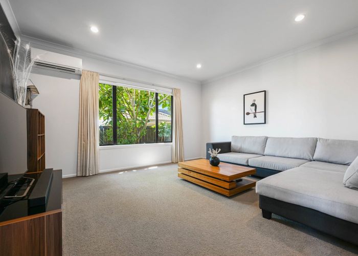  at 9 Ashwick Terrace, Huntington, Hamilton