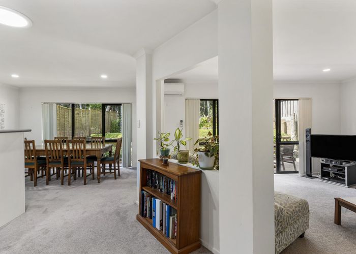  at 27 Soldiers Bay Place, Birkenhead, Auckland
