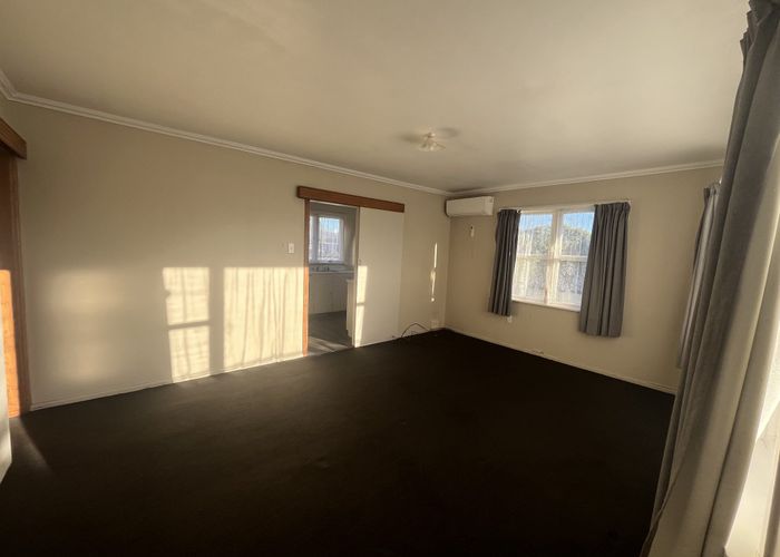  at 15B Leeds Street, Silverdale, Hamilton, Waikato