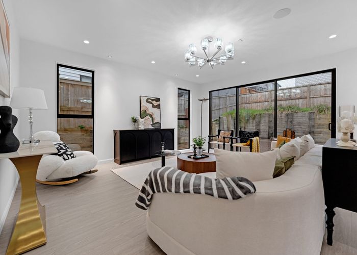  at 12 Greenstead Close, Flat Bush, Manukau City, Auckland