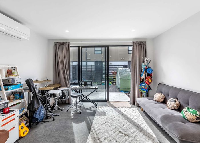  at 2/102 Ruskin Street, Addington, Christchurch City, Canterbury