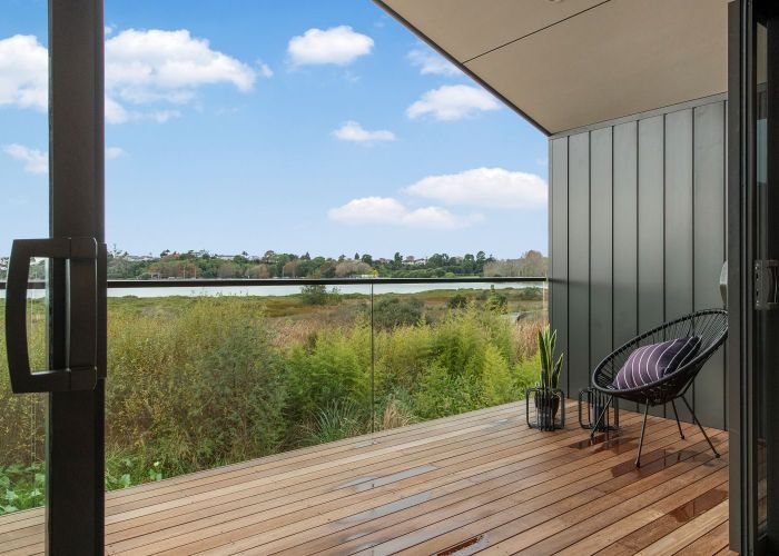  at 11 Blenheim Place, Judea, Tauranga, Bay Of Plenty