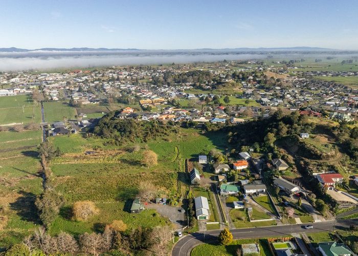  at 7 Rock Ridge Drive, Paeroa, Hauraki, Waikato