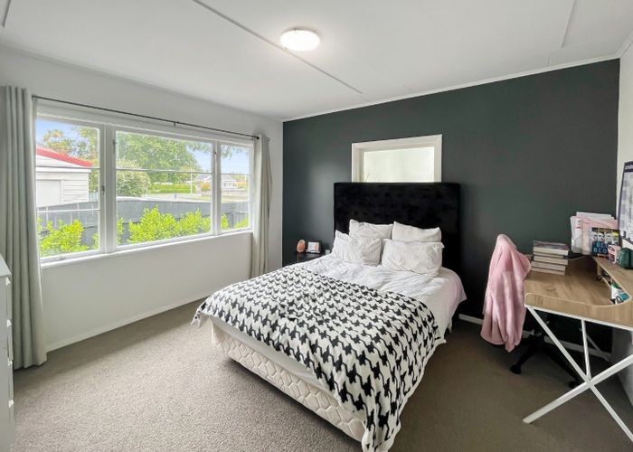  at 16  York Street, Feilding, Manawatu, Manawatu / Whanganui