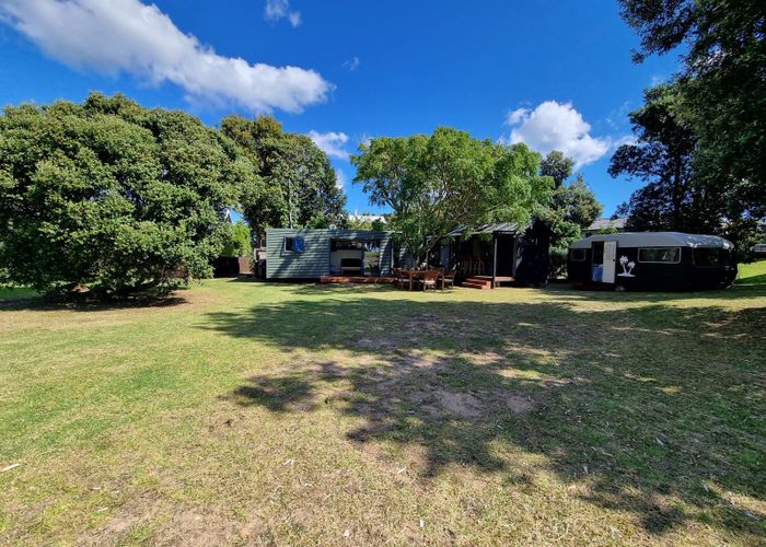  at 106 Karaka Place, Matarangi