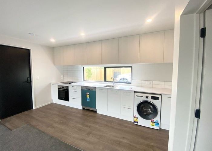  at 2/24 Bolton Avenue, Spreydon, Christchurch City, Canterbury