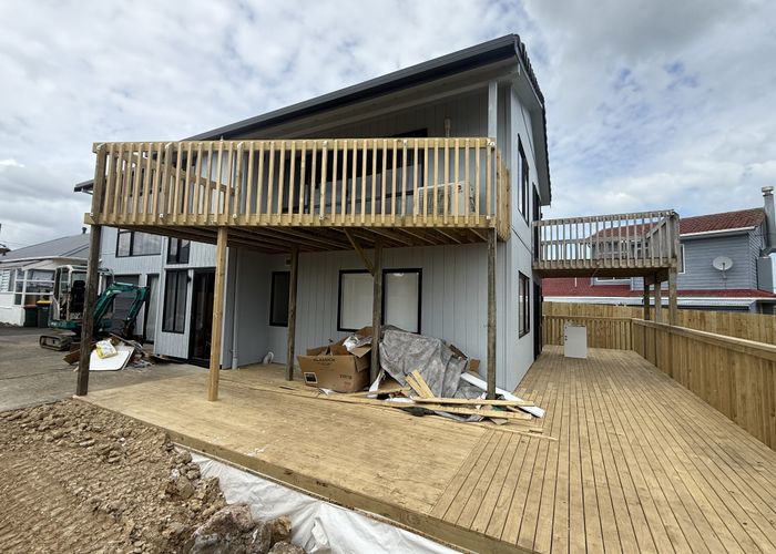  at 1/1 Gilletta Rd, Mount Roskill, Auckland City, Auckland