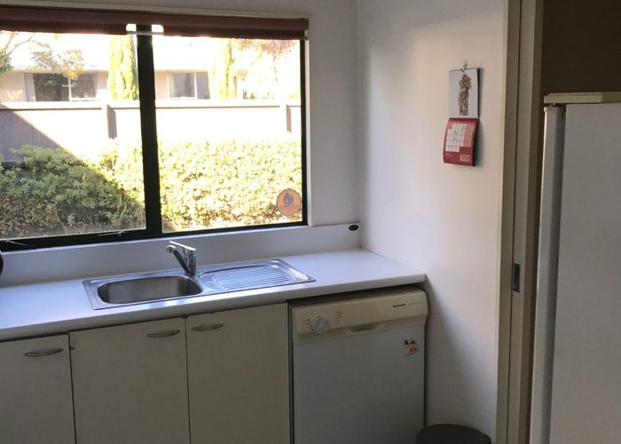  at 4/17 Bristol Street, Merivale, Christchurch City, Canterbury