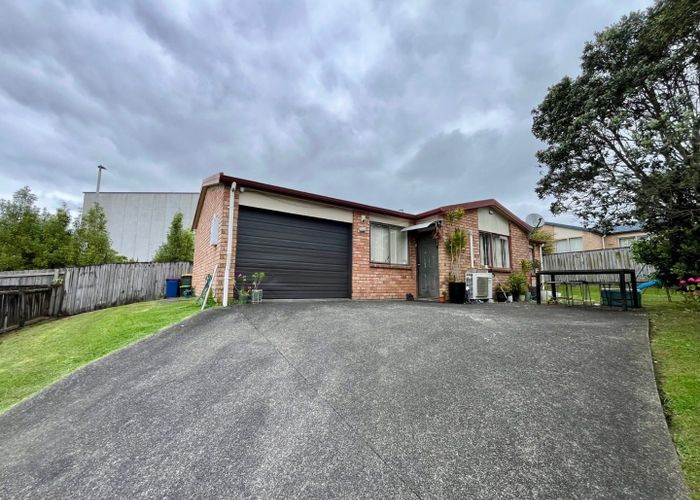  at 57 Woodbank Drive, Glen Eden, Waitakere City, Auckland