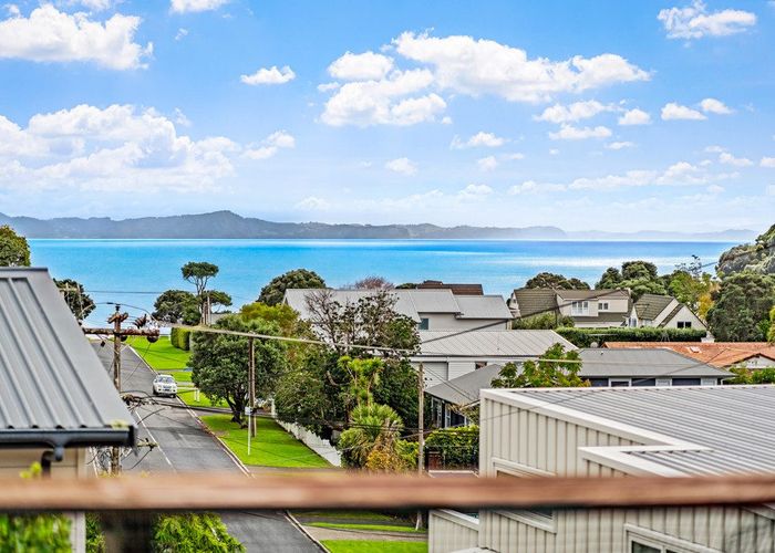  at 2/25 Beach Road, Manly, Whangaparaoa