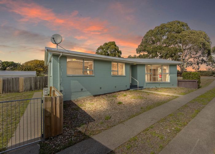  at 21 Keighleys Road, Bromley, Christchurch