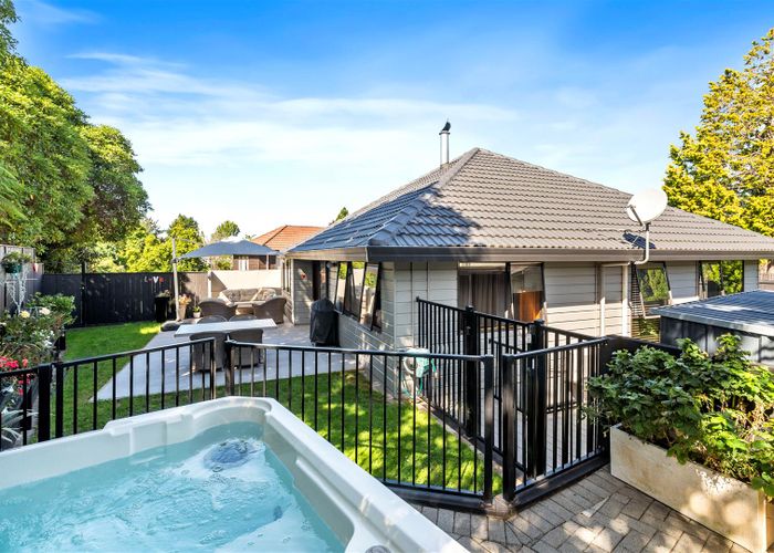  at 39A Grand Vue Road, Kawaha Point, Rotorua