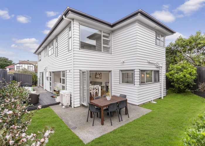  at 6 Mapau Road, Greenlane, Auckland City, Auckland