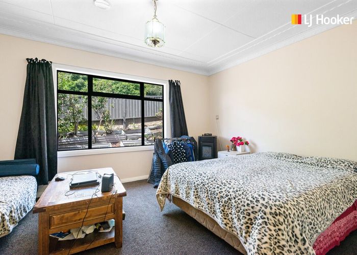  at 8 Hawthorn Avenue, Mornington, Dunedin