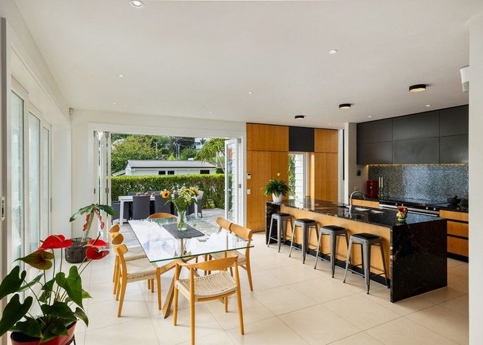  at 8 Summit Drive, Mount Albert, Auckland City, Auckland