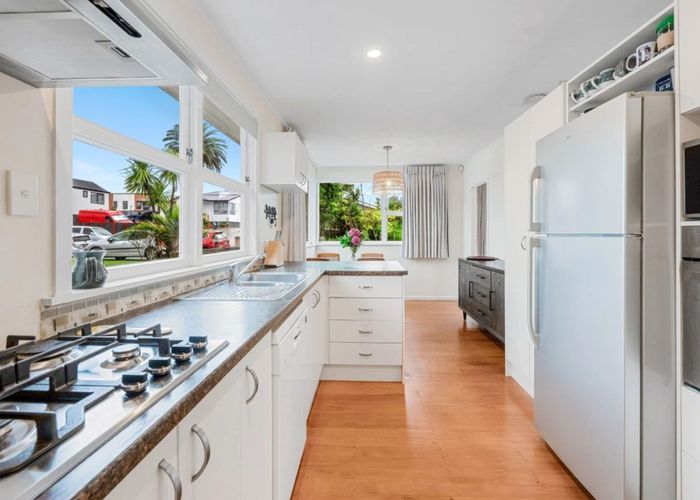  at 20 McLean Avenue, Papatoetoe, Auckland