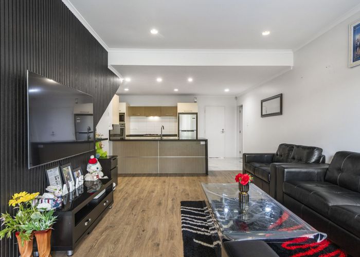  at 18 Figaro Crescent, Takanini, Papakura, Auckland