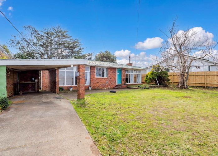  at 156 Sunset Road, Unsworth Heights, Auckland