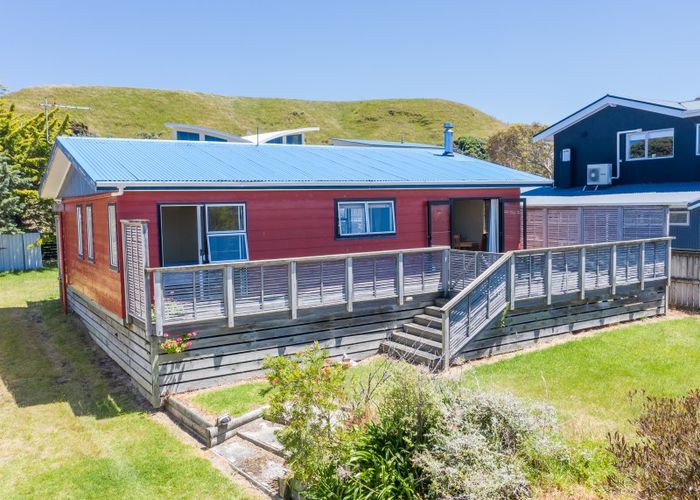  at 10 Tamarisk Drive, Riversdale Beach