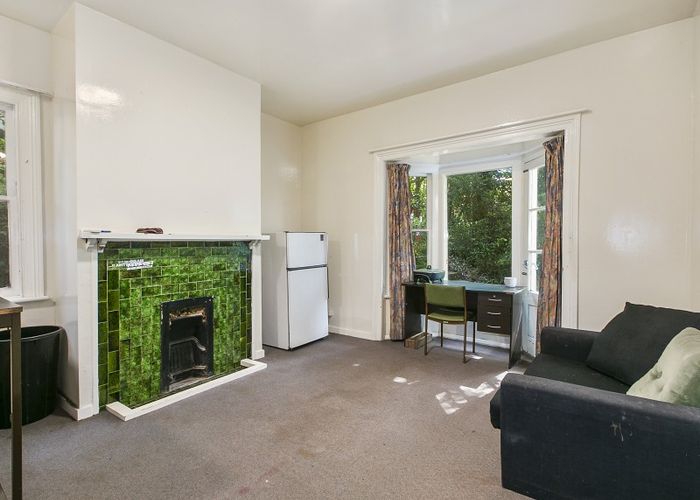  at 10 Elder Street, Dunedin Central, Dunedin