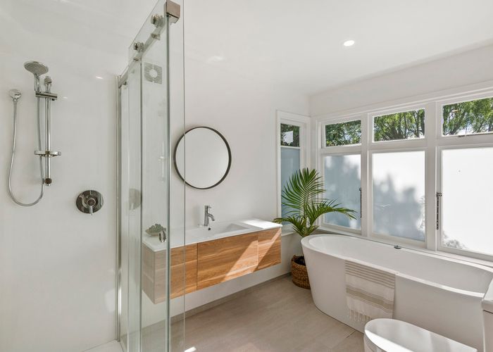 at 32 Dryden Street, Sumner, Christchurch