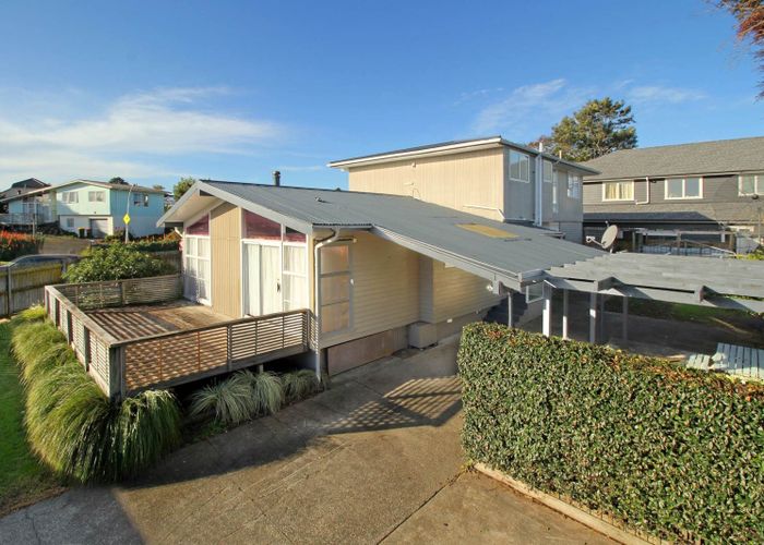  at 320 Bucklands Beach Road, Bucklands Beach, Manukau City, Auckland