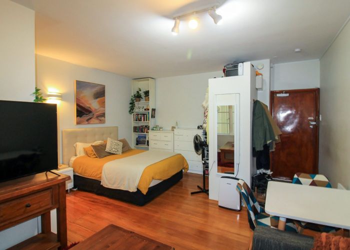  at 10/84A Boulcott ST, Wellington Central, Wellington