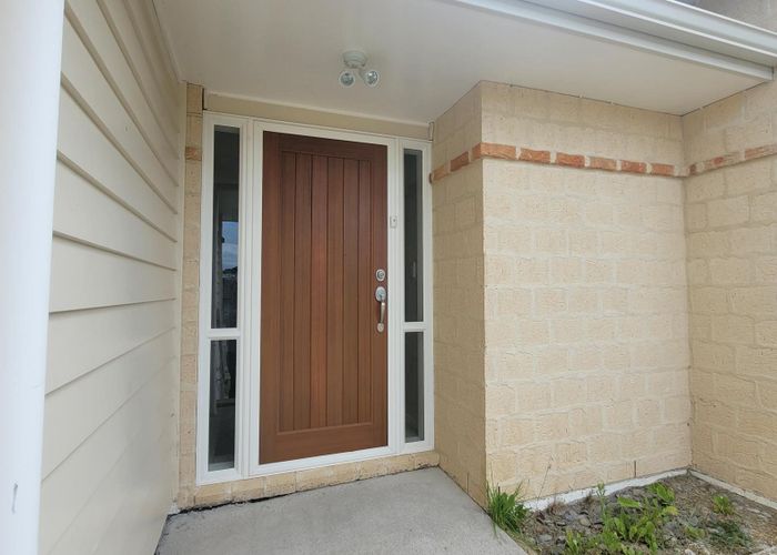  at 48 Tongariro Drive, Aotea, Porirua