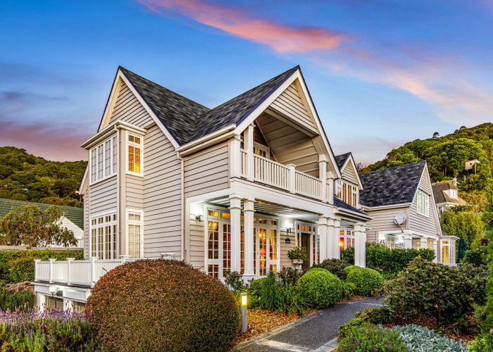  at 6 Cheviot Road, Lowry Bay, Lower Hutt, Wellington
