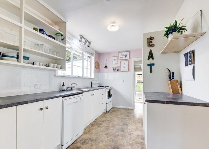  at 35 Mowhanau Drive, Kai Iwi