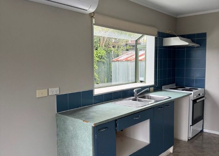  at 10a  Aldern Rd, Massey, Waitakere City, Auckland