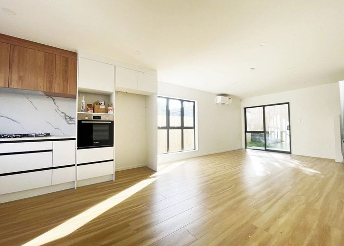  at 37D O'Halloran Road, Howick, Auckland