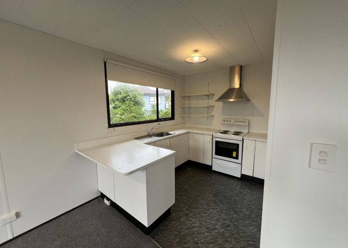  at 25B Devonshire Road, Unsworth Heights, North Shore City, Auckland