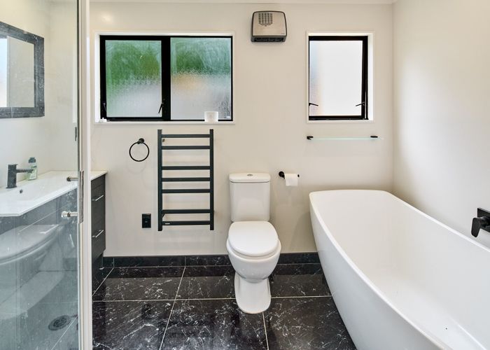  at 7b Gray Ave, Paraparaumu, Kapiti Coast, Wellington