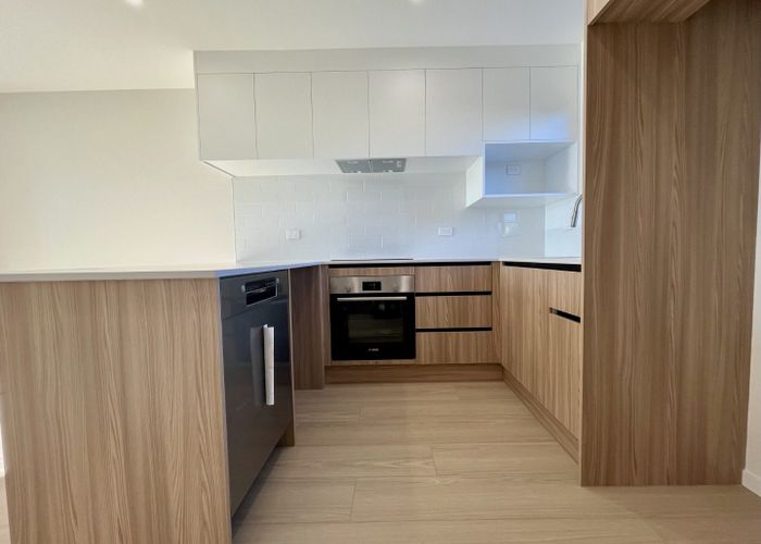  at 3/10 Fairclough Road, Beach Haven, North Shore City, Auckland