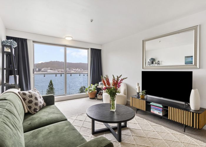  at 18/370 Oriental Parade, Oriental Bay, Wellington