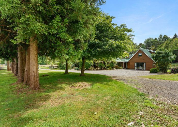  at 40 Greenwood Boulevard, Otaki