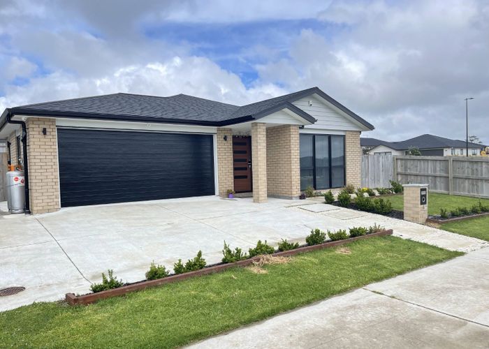  at 4 Opouatu Ave, Glenbrook, Franklin, Auckland