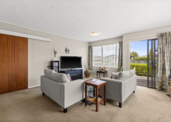  at 1/5 Somerset Place, Taradale, Napier, Hawke's Bay