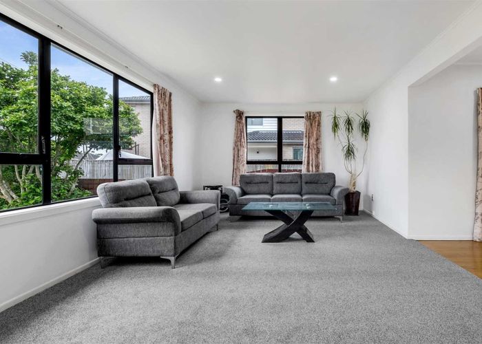  at 11 Sunnyside Crescent, Papatoetoe, Manukau City, Auckland