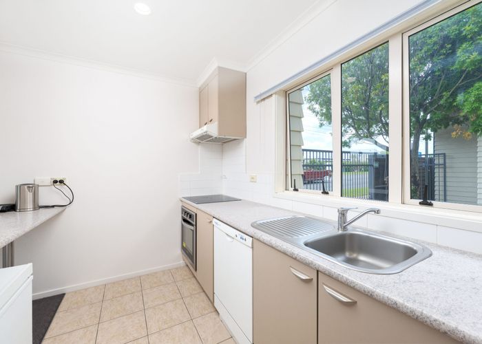 at 1/49 Henderson Valley Road, Henderson, Waitakere City, Auckland