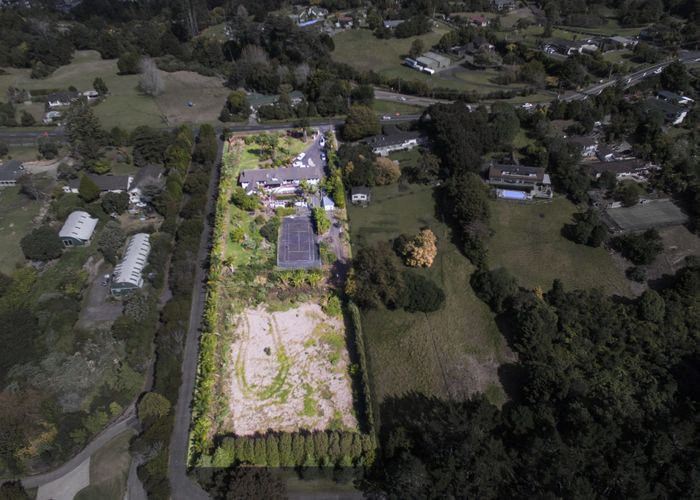  at 330 Redoubt Road, Totara Park, Manukau City, Auckland