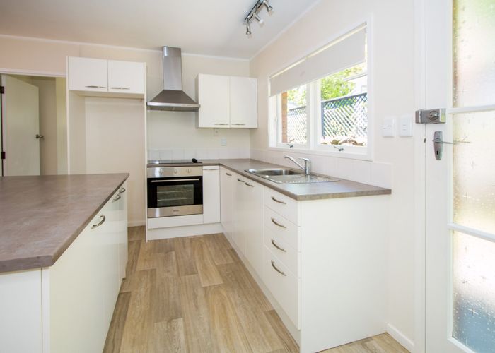  at 1/62 Woodside Road, Mount Eden, Auckland